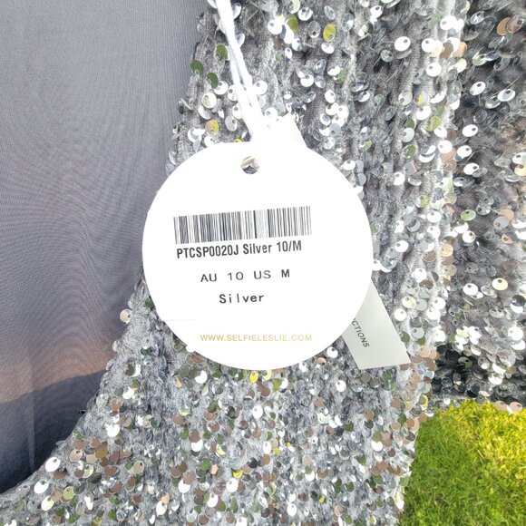 Selfie Leslie Miramar Backless Sequin Dress Silver Medium NWT - Picture 5 of 12